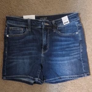 Judy blue shorts